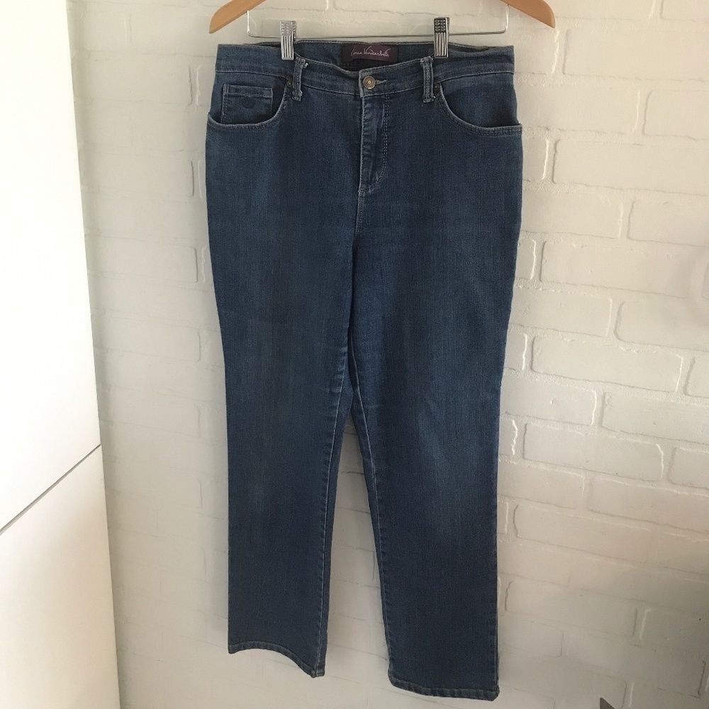 Vintage Gloria Vanderbilt Women’s Denim jeans Dark wash Straight leg Sz 8P